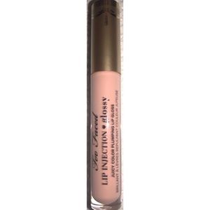 Too Faced “Angel Kisses” Lip Injection Glossy